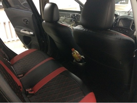 Авточехлы на Nissan Juke