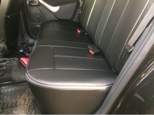 Авточехлы на Nissan Terrano