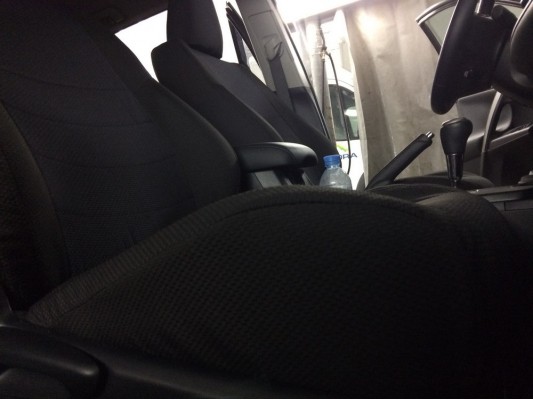 Авточехлы на Toyota RAV 4 CA40